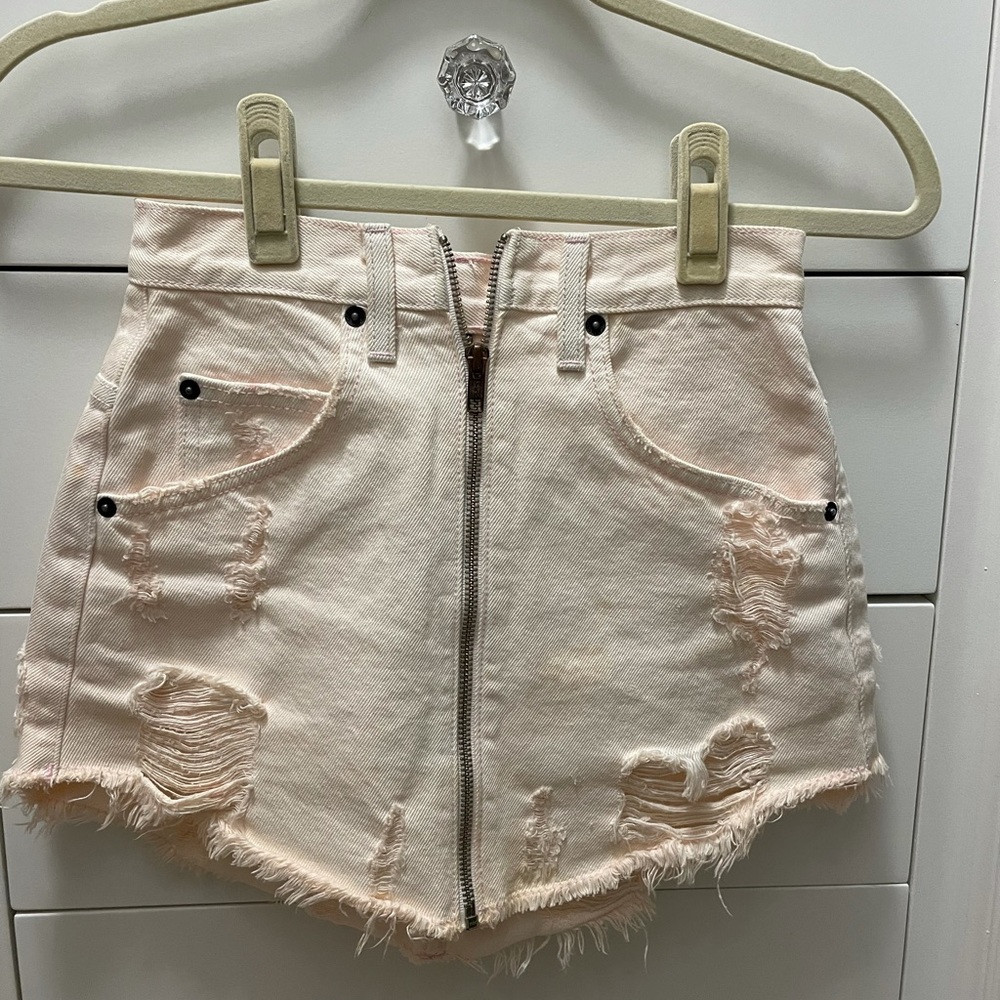 Light pink denim skirt
